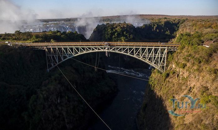 Банджи-Джампинг на Водопаде Виктория