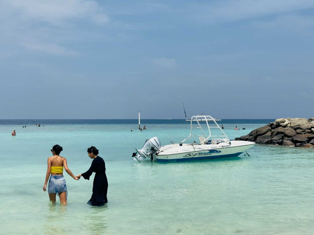 Северо-западный пляж Маафуши (пляж водных видов спорта)