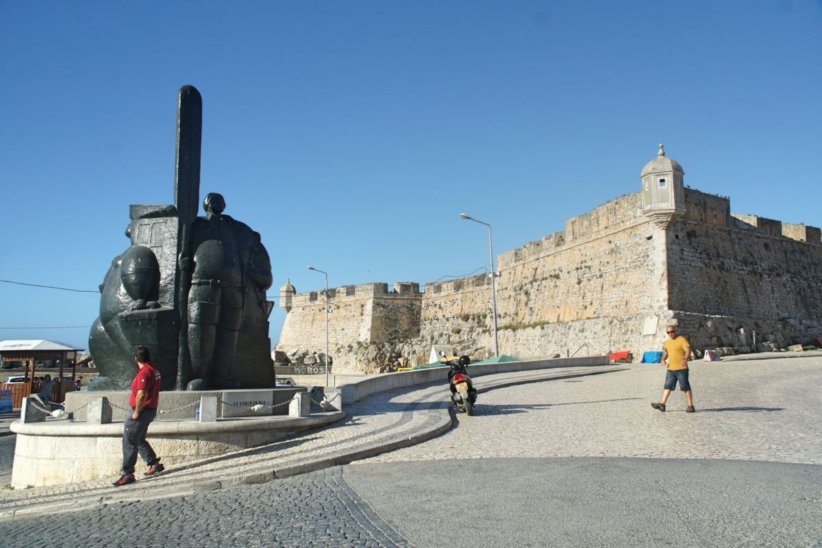 Площадь Республики