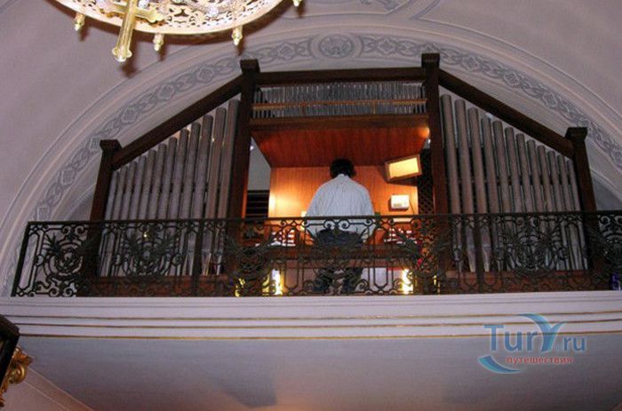 Церковь Святой Девоты