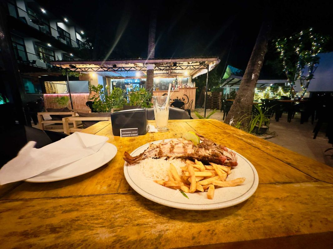 Caviar Cafe and Restaurant