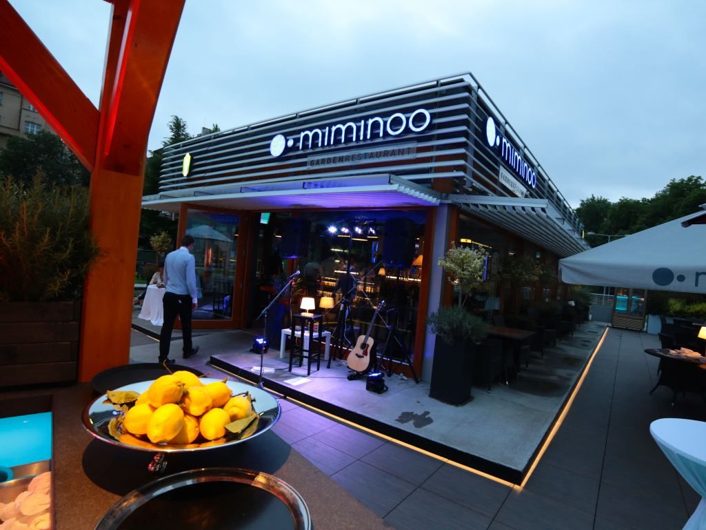 Miminoo Garden Restaurant - Tower Park Praha
