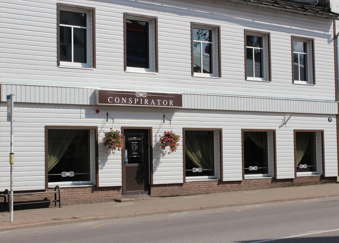 Бар «Conspirator»