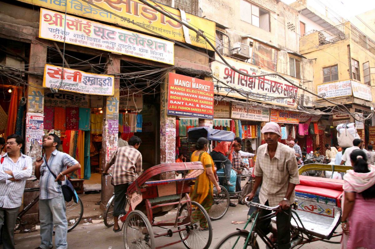 Рынок Най Сарак (Nai Sarak Market)