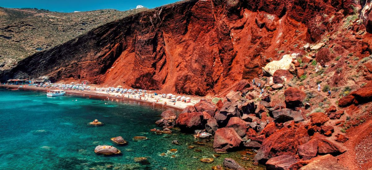 Красный пляж