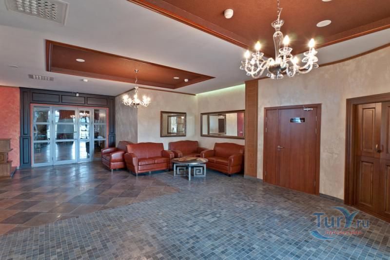 Вертолетный клуб «Robinson Club» 