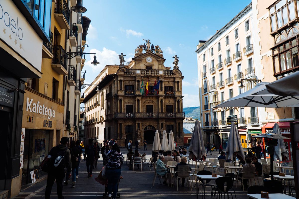 Площадь Консисториаль