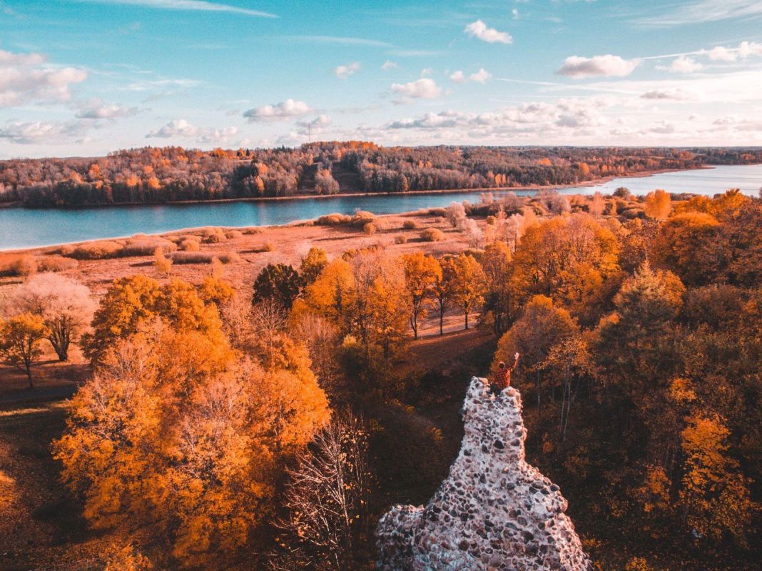 Вильяндиский замковый парк