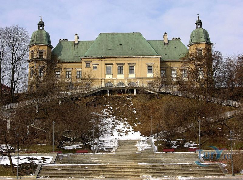 Музей Замка и Военного Госпиталя на Уяздове