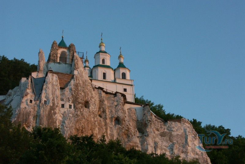 Свято-Успенская Святогорская Лавра