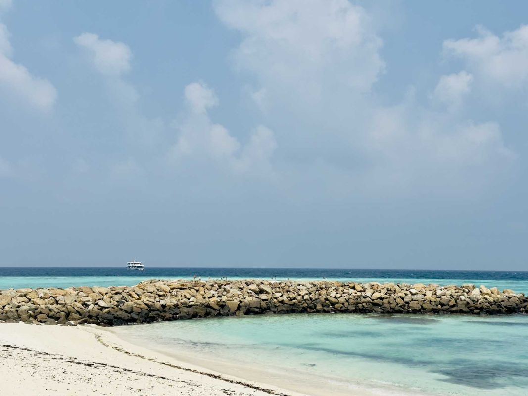 Общественный пляж Маафуши