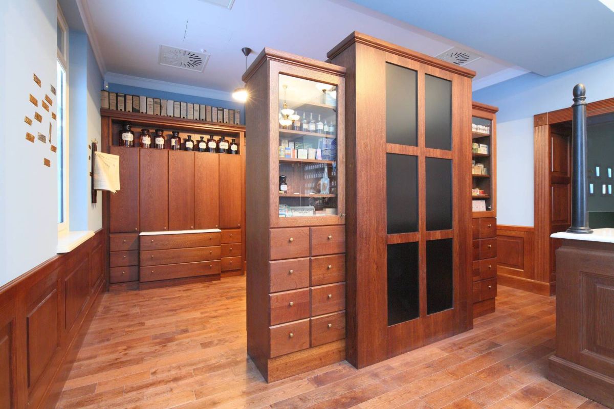 Аптека Под Орлом