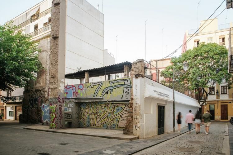 Убежище на улице Альта