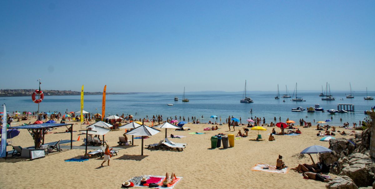 Пляж Прайя-да-Рибейра