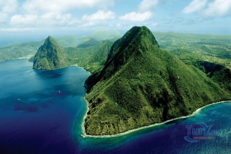 Гора Гро-Питон