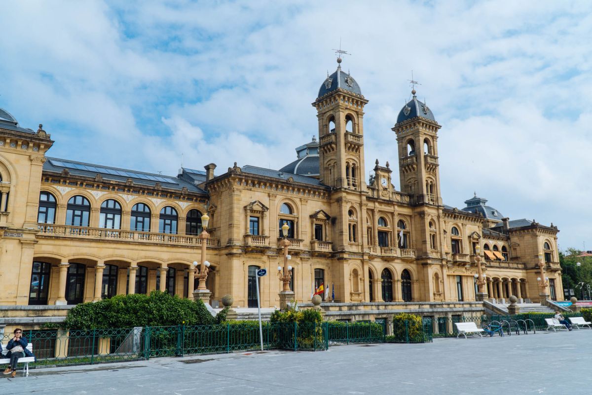 Ратуша Сан-Себастьяна