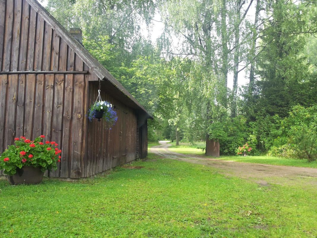 Здание курной бани хутора Мянни