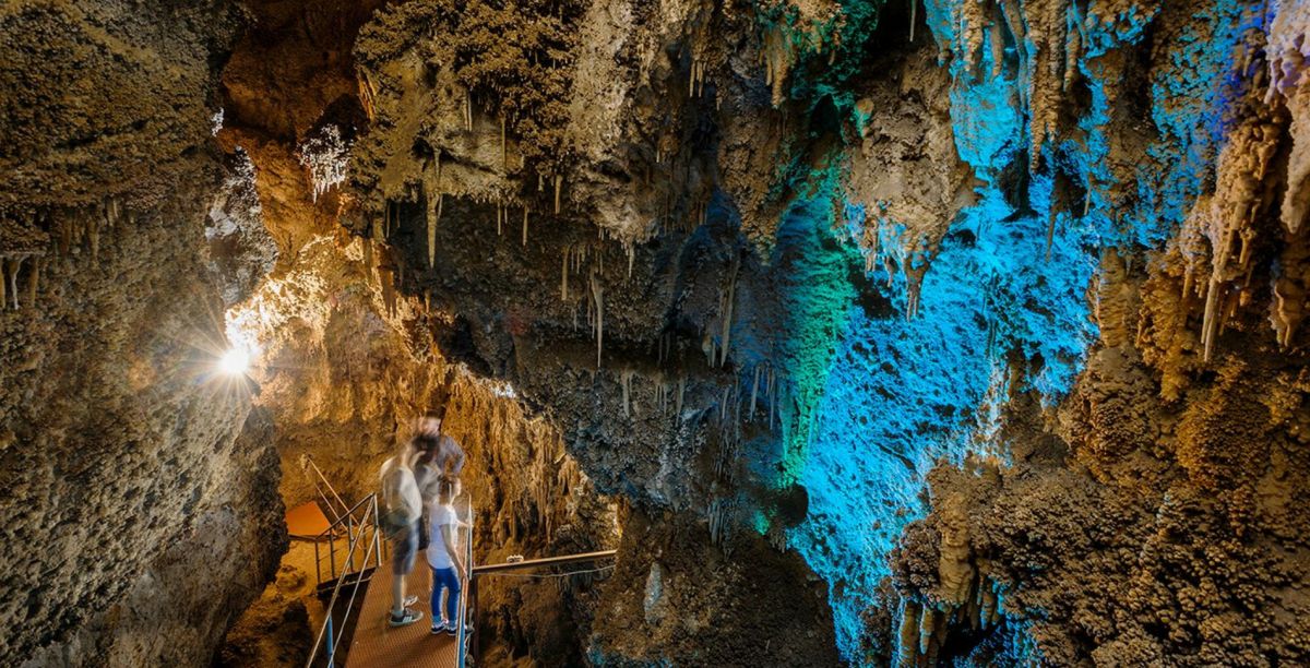 Пещера Ухловица