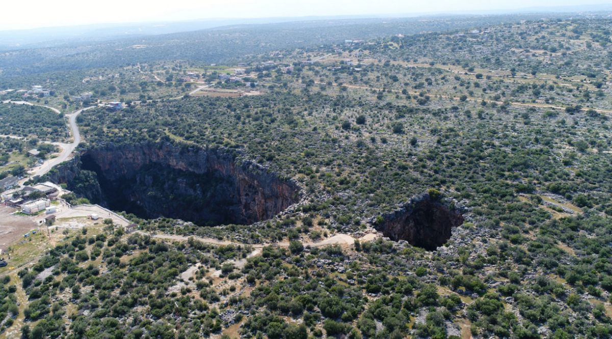 Пропасти Рай и Ад