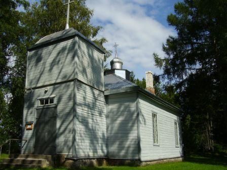 Церковь Меэкси, Иванов камень и Глазной источник