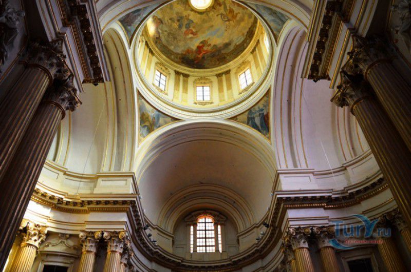 Базилика Мадонна Ди Сан Лука