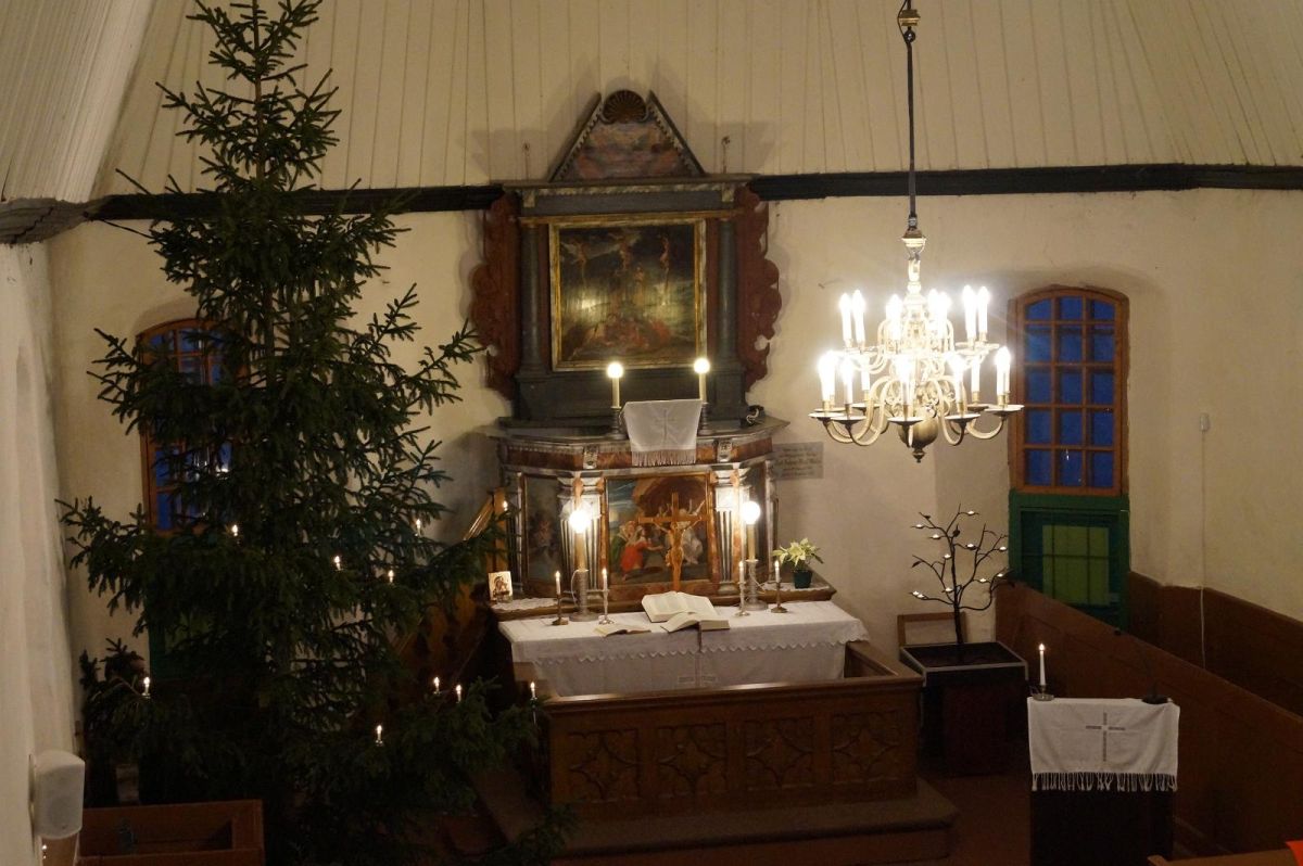 Церковь Карла в Тухала