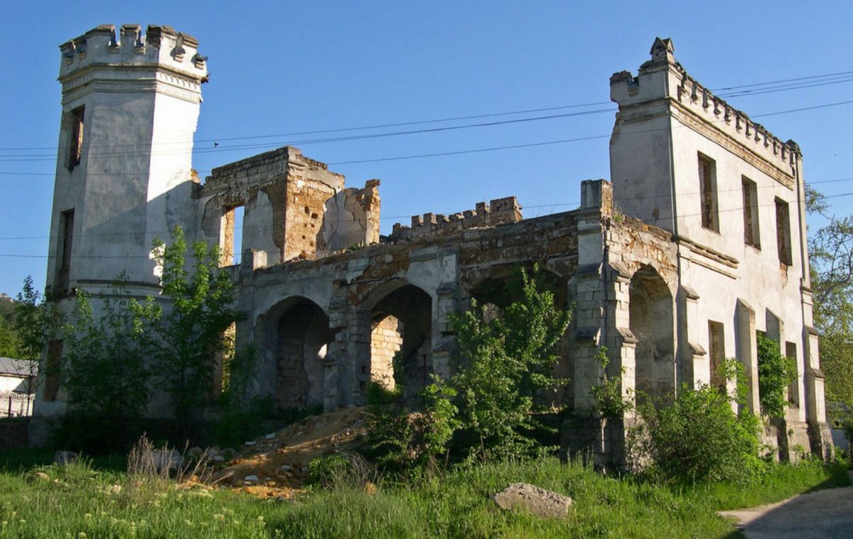 Замок графини Монжан