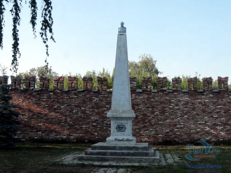 Памятник Ленину в Елабуге