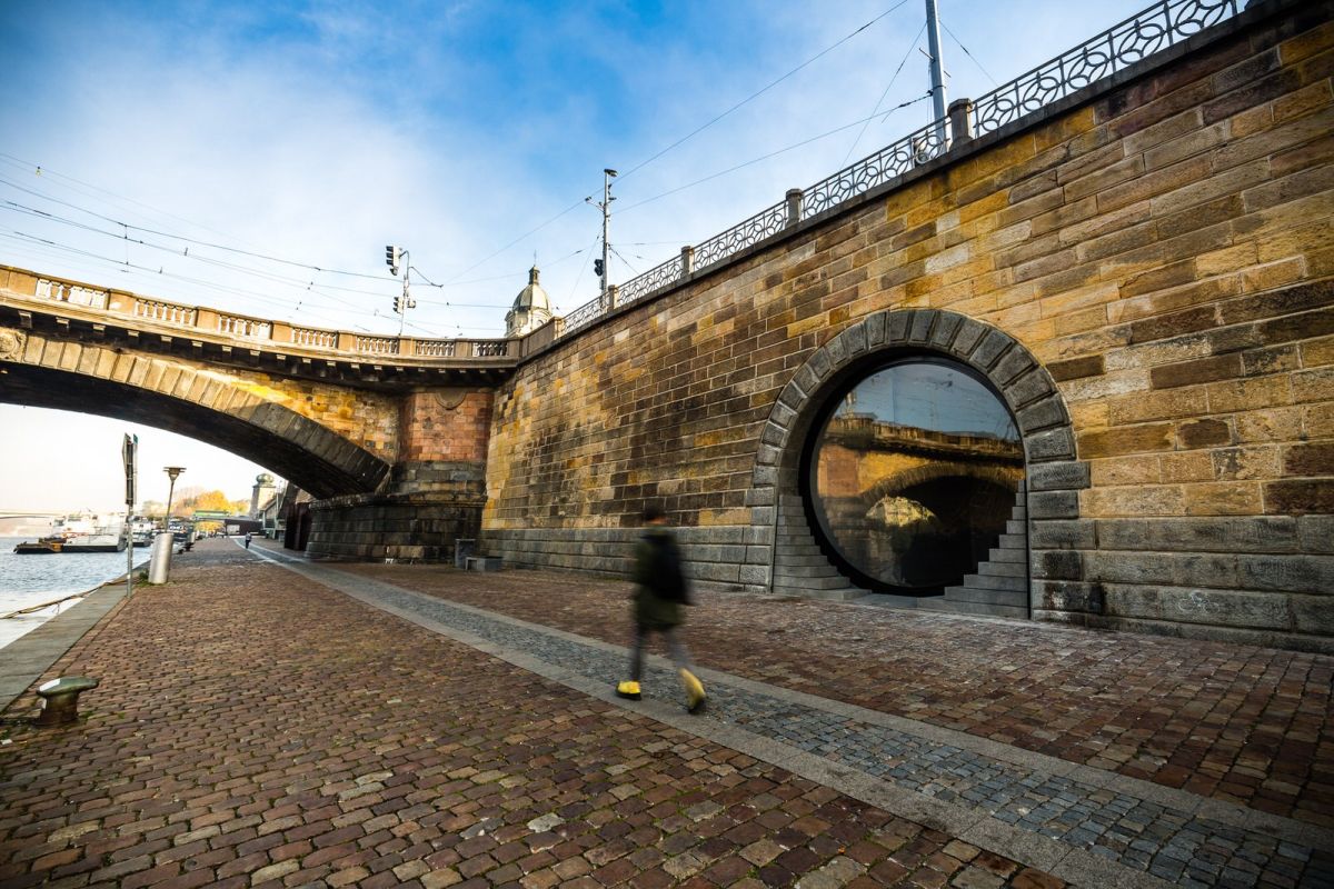 Náplavka – Набережная Рашина