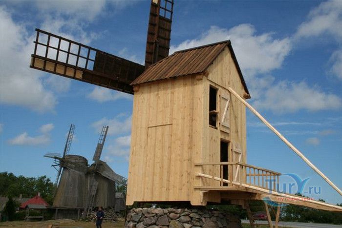 Холм с Ветряными Мельницами Англа