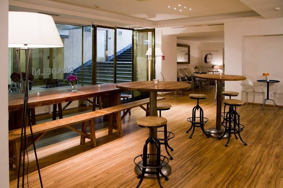 Театральное кафе Studio DVA