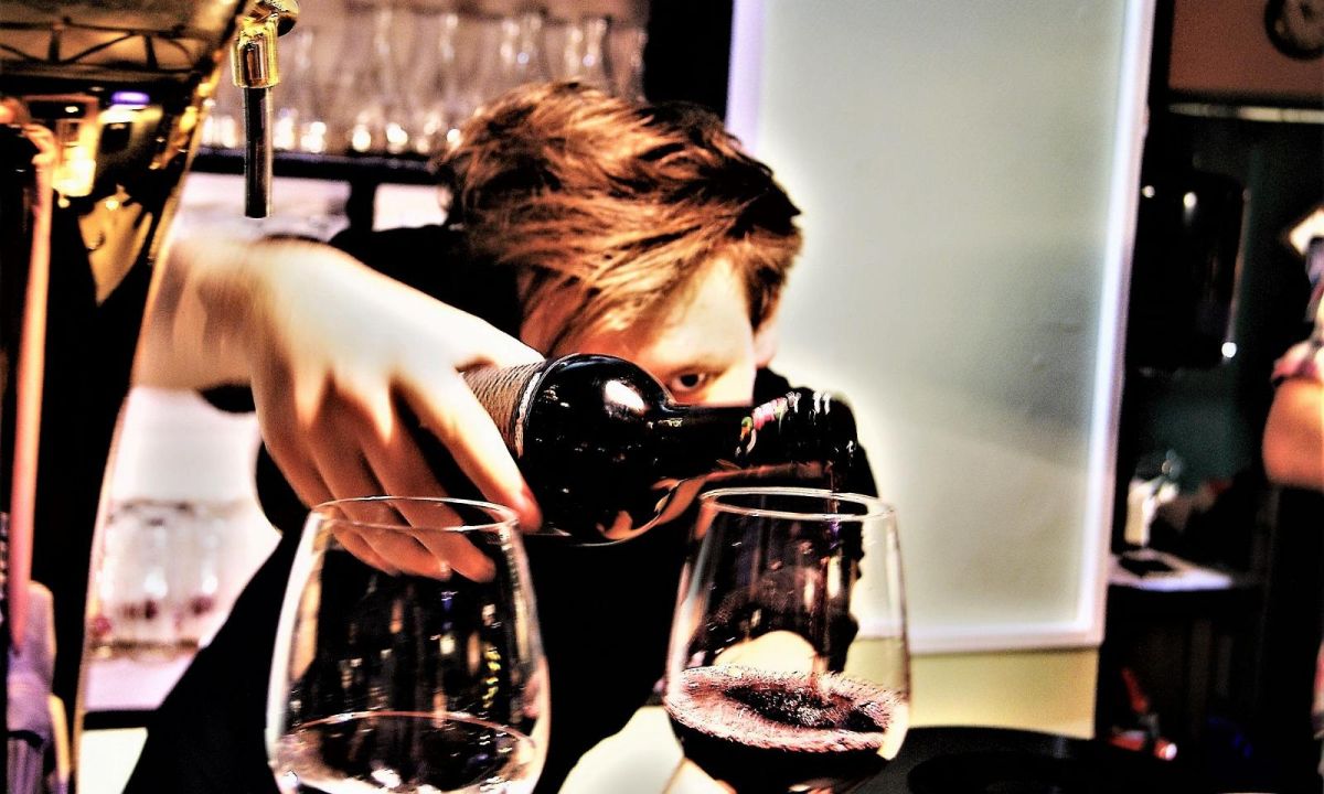 Ресторан вина и искусства Vilde ja Vine