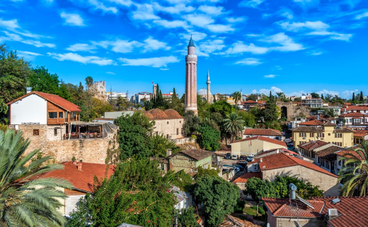 Минарет Йивли