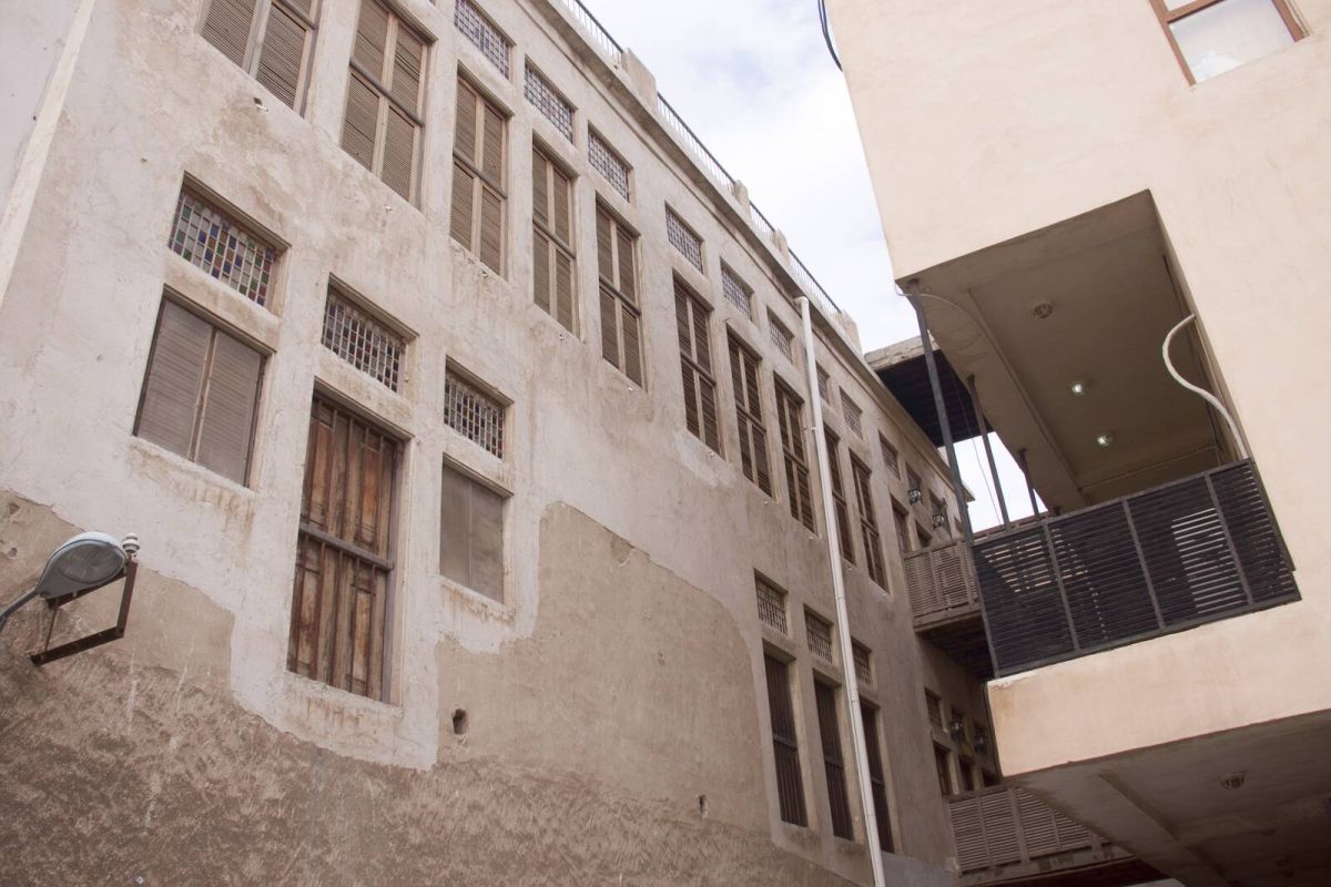 Здание Дехдашти