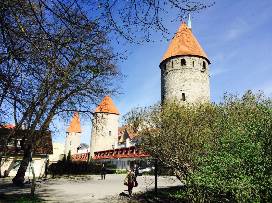 Надвратная башня Люхике Ялг