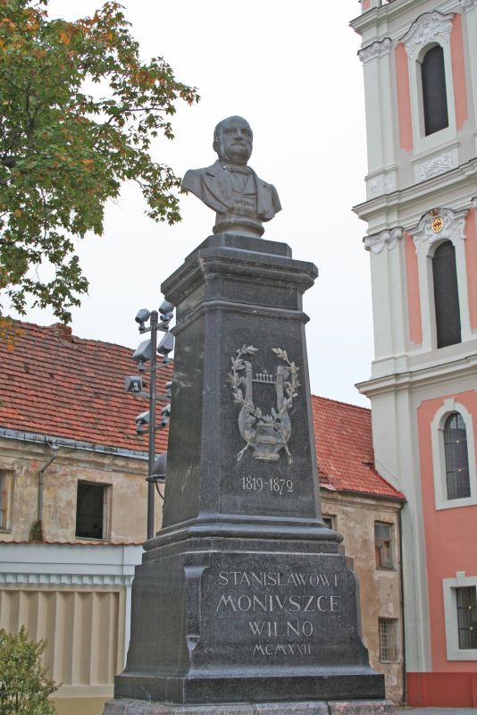 Памятник Станиславу Монюшко