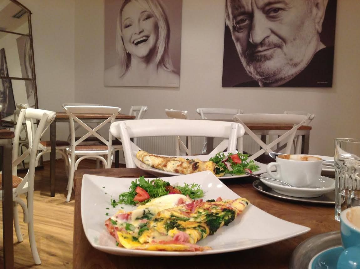 Театральное кафе Studio DVA