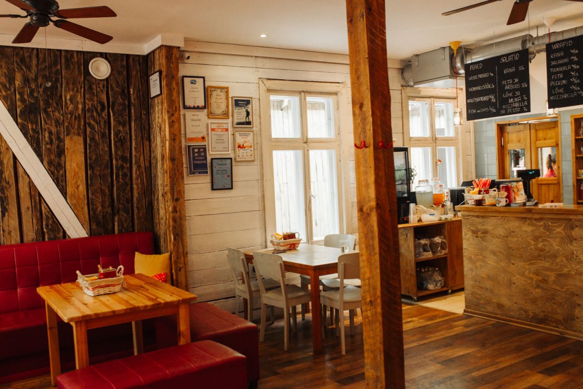 Ресторан/кафе Poisi Eine