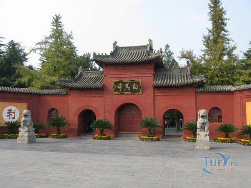 Храм Белой Лошади
