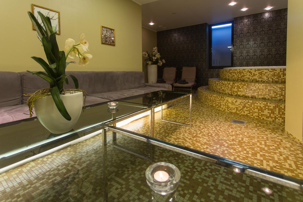 Водный центр отеля и СПА Arensburg Boutique