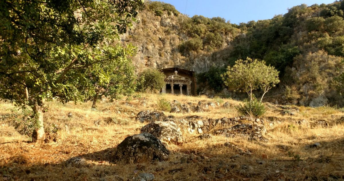 Ликийские гробницы и гробница Аминтаса