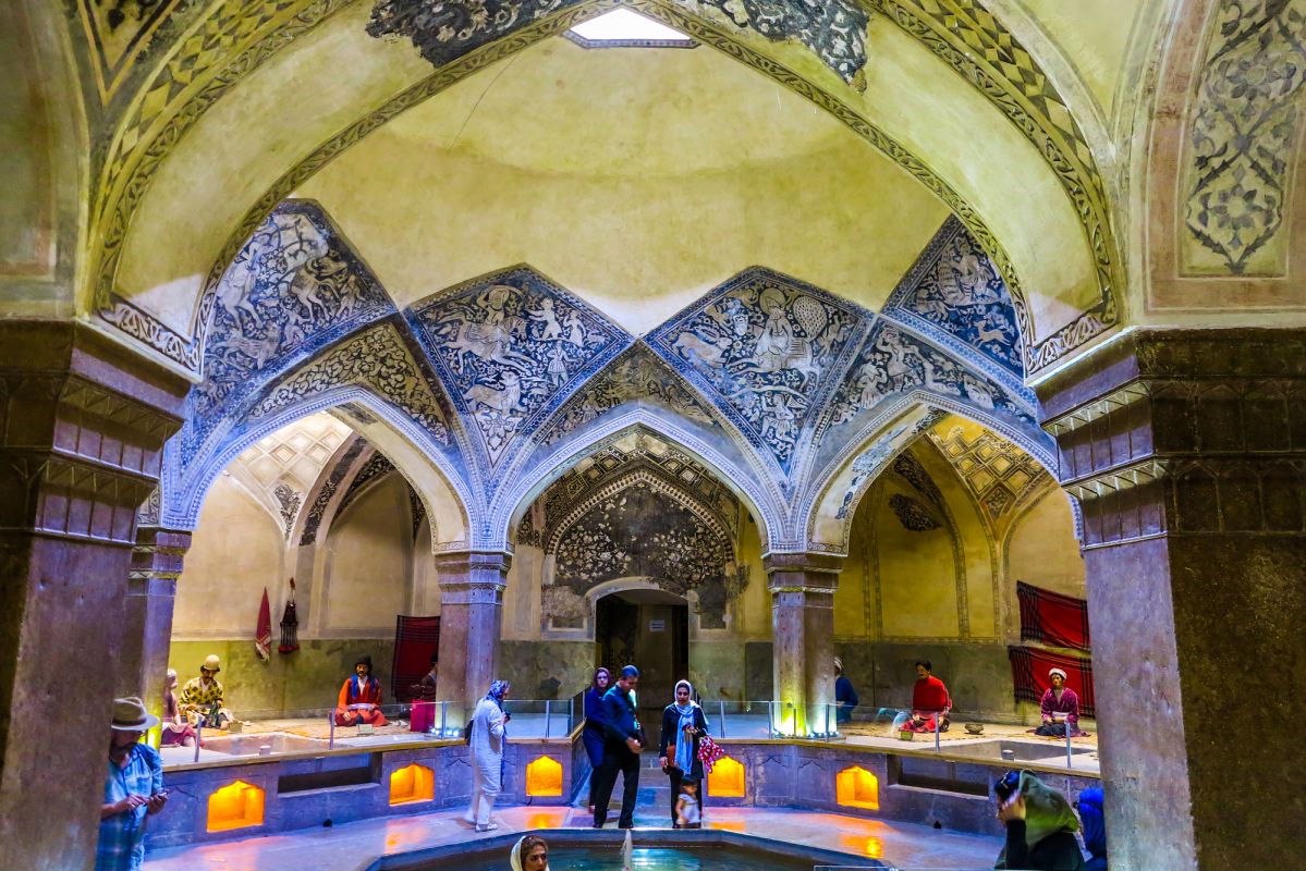 Историческая баня Вакиль