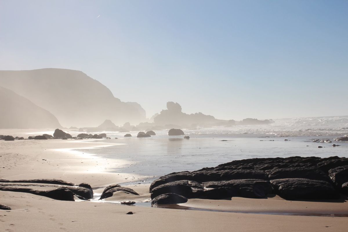 Пляж «Прайя-ду-Каштележу»