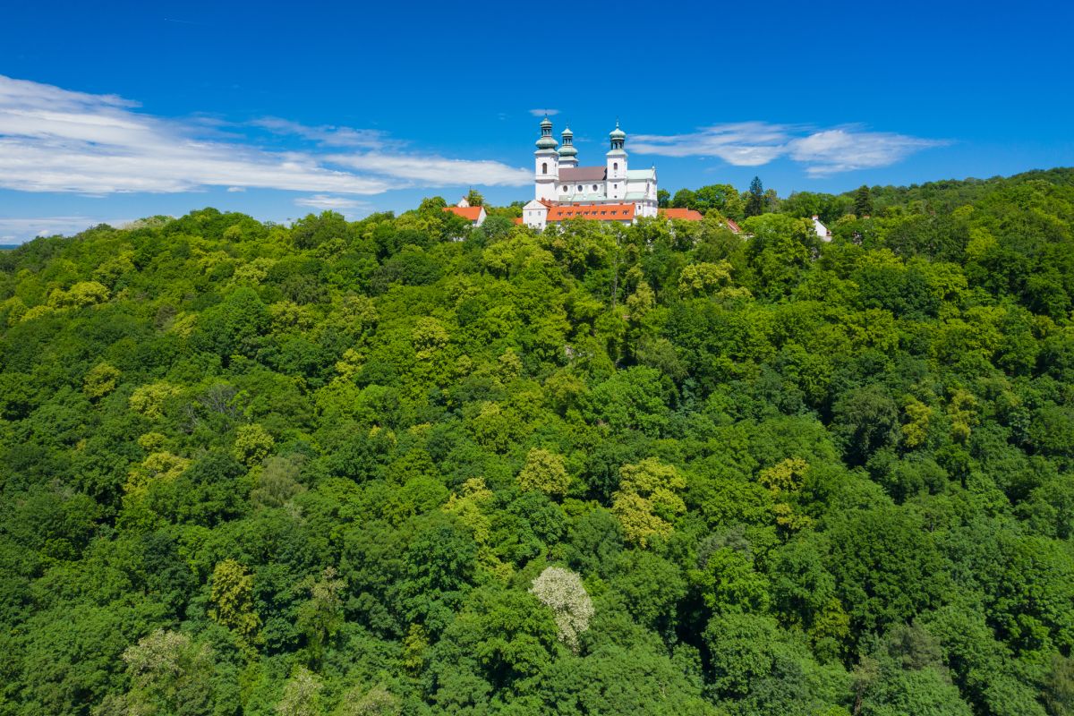 Монастырь Камальдулов в Квартале Беляны