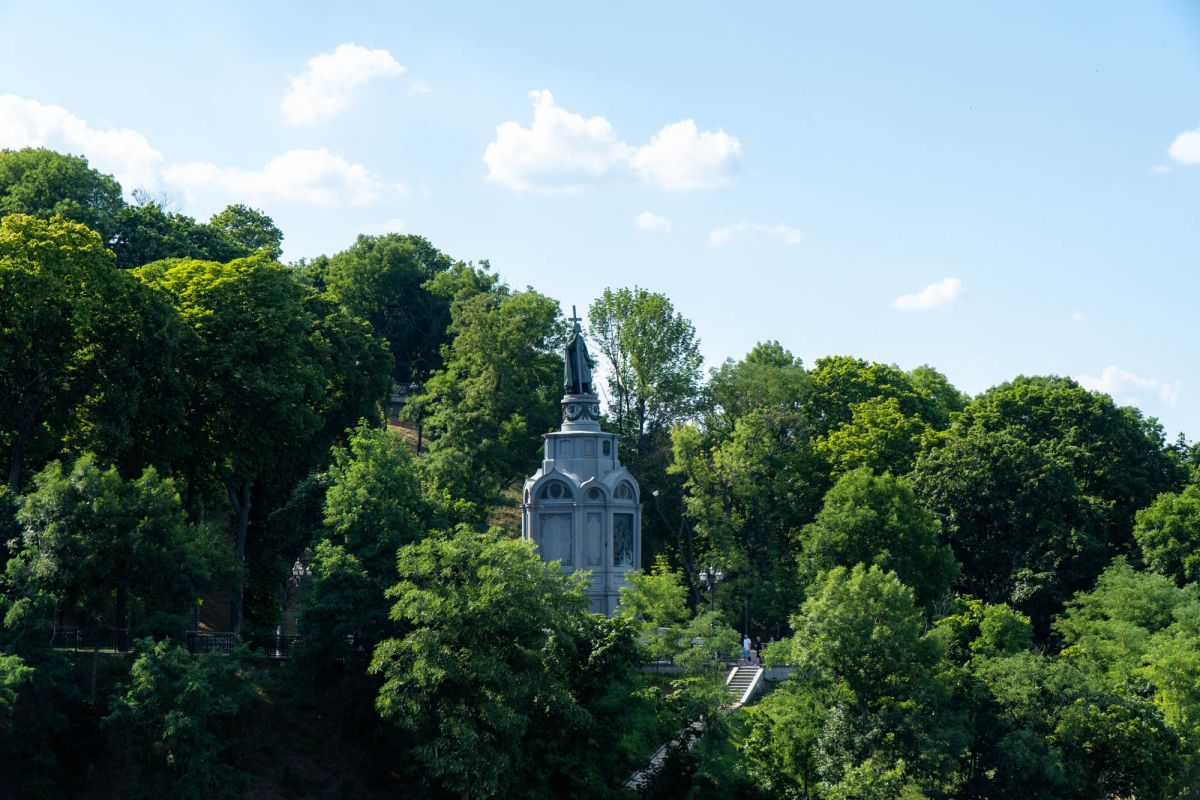 Памятник Владимиру Великому