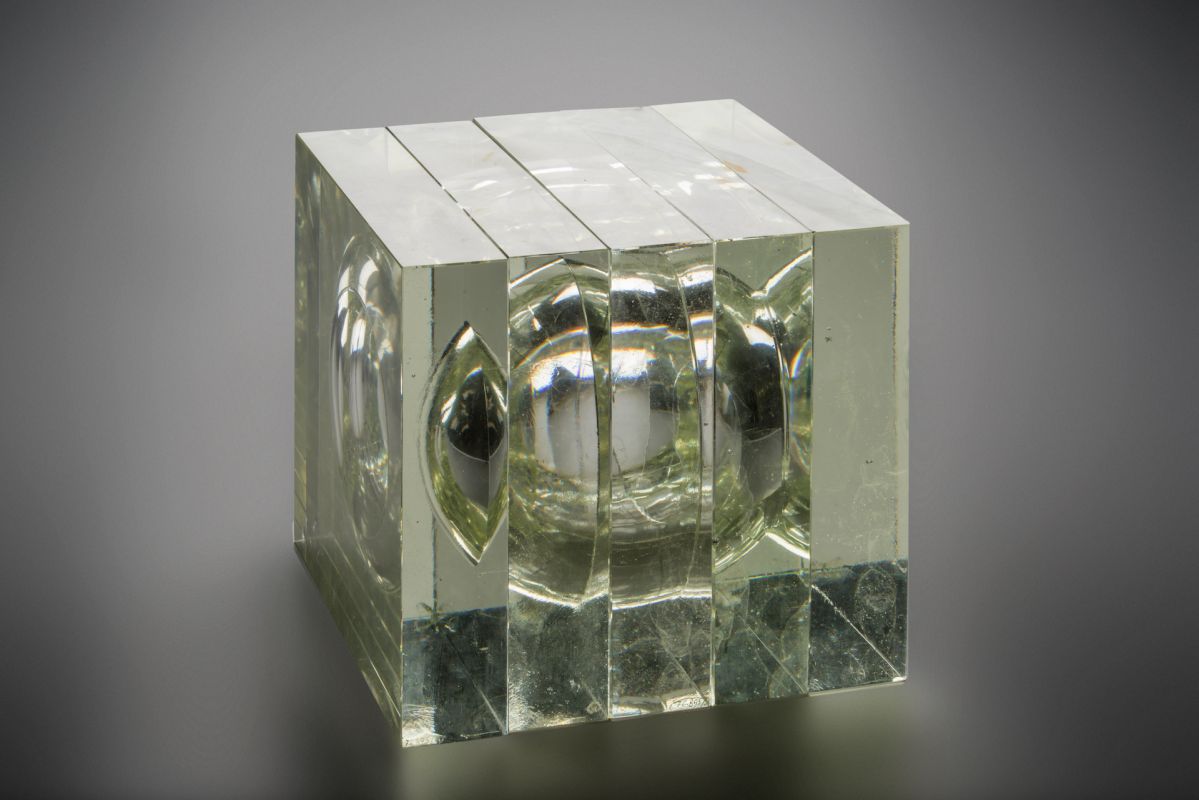 Выставка ИСКУССТВО, ЖИЗНЬ в музее декоративно-прикладного искусства