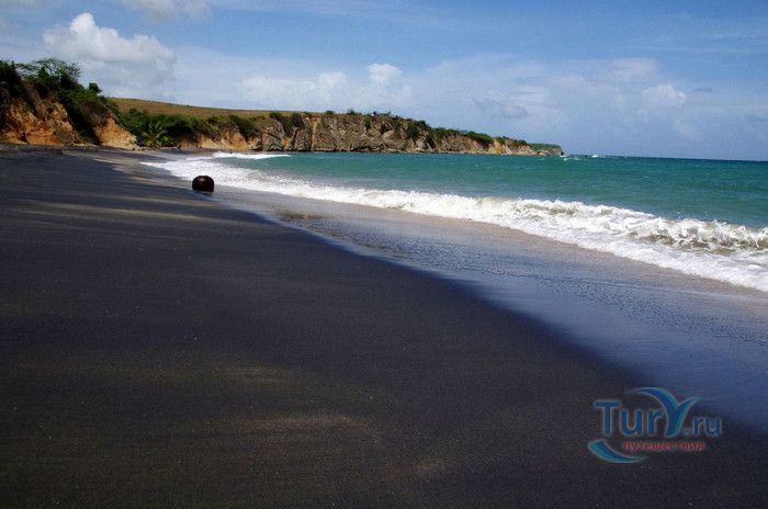 Плайа Негра (Негрита) – Пляж С Чёрным Песком