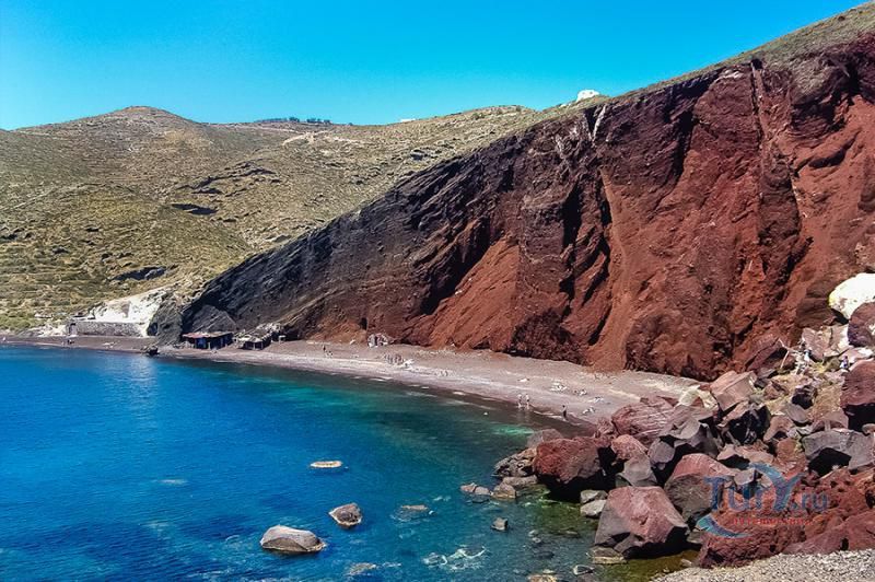 Красный пляж