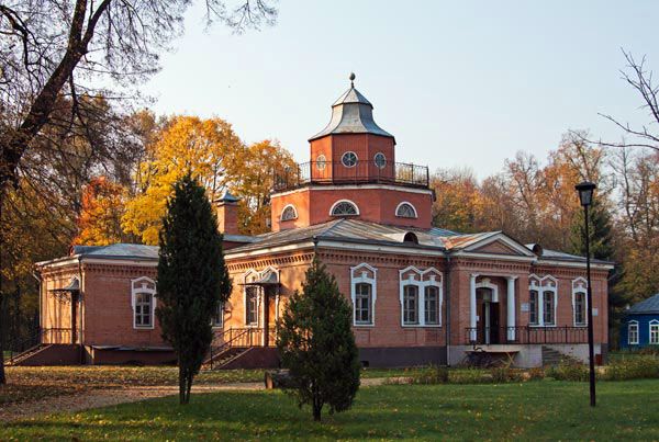 Мемориальный музей А.К. Толстого в селе Красный Рог