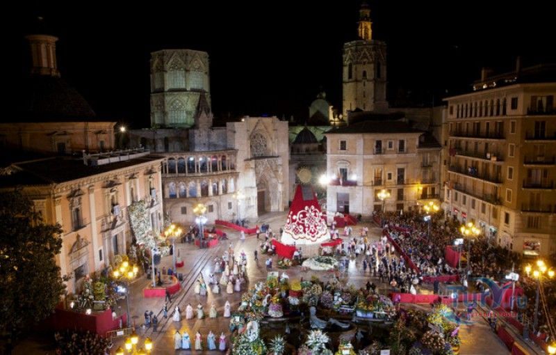 Площадь Святой Девы Марии